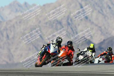 media/Dec-04-2025-Racers Edge (Thu) [[5ebc9f124d]]/3-B Group/6-Session 4 (Turn 9)/